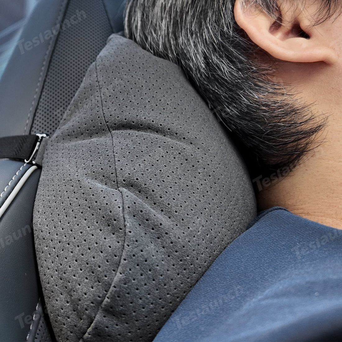 Alcantara Neck Support Pillow for Tesla Cybertruck - acetesla