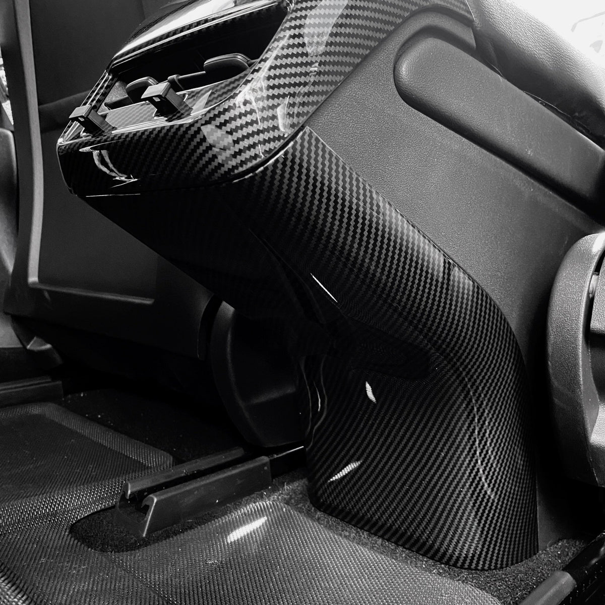 Console Box Cap Model 3/Y Backseat Center Console Base Cap - Carbon Fiber